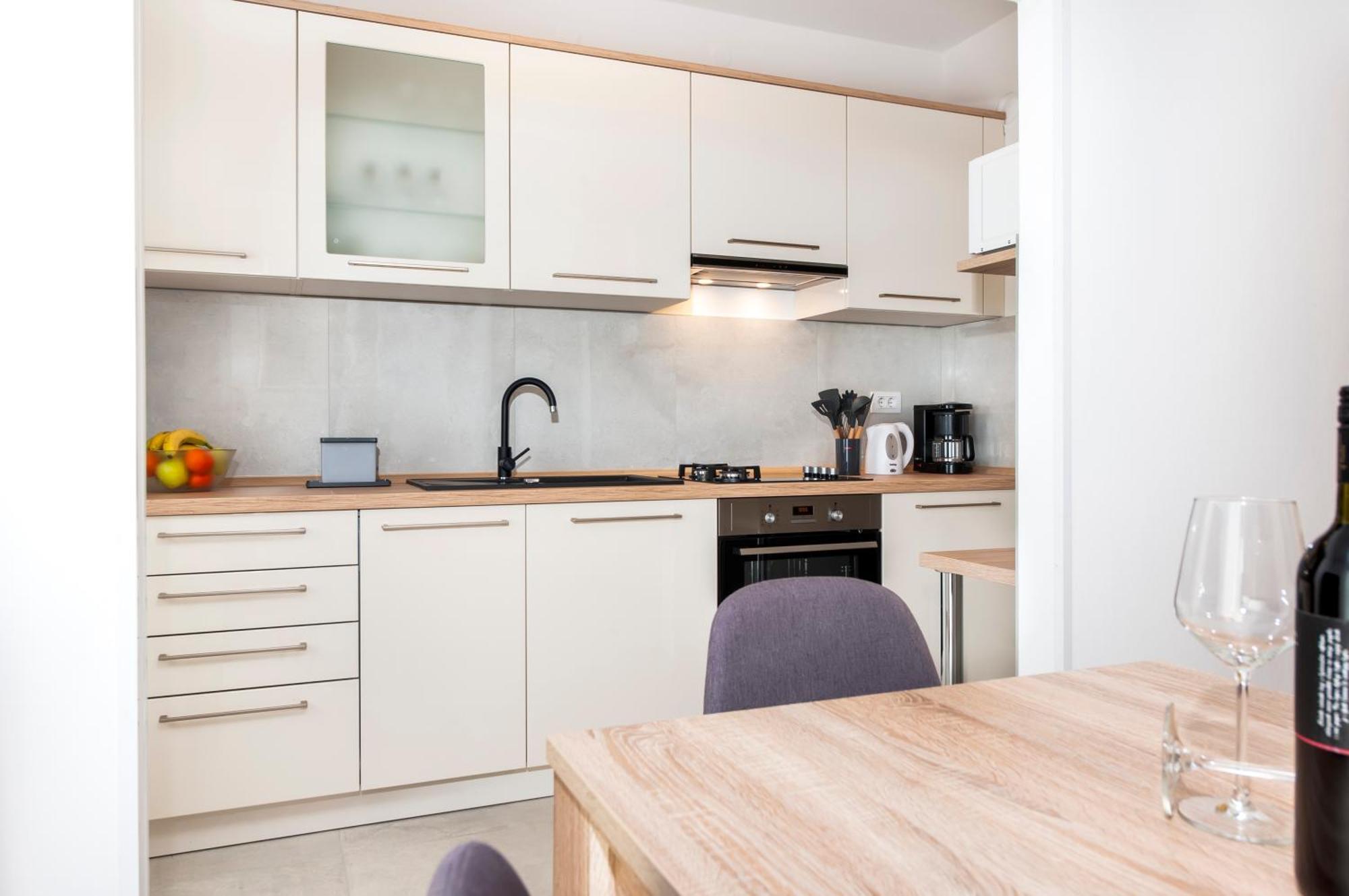 Apartment Ivo Ровінь Екстер'єр фото