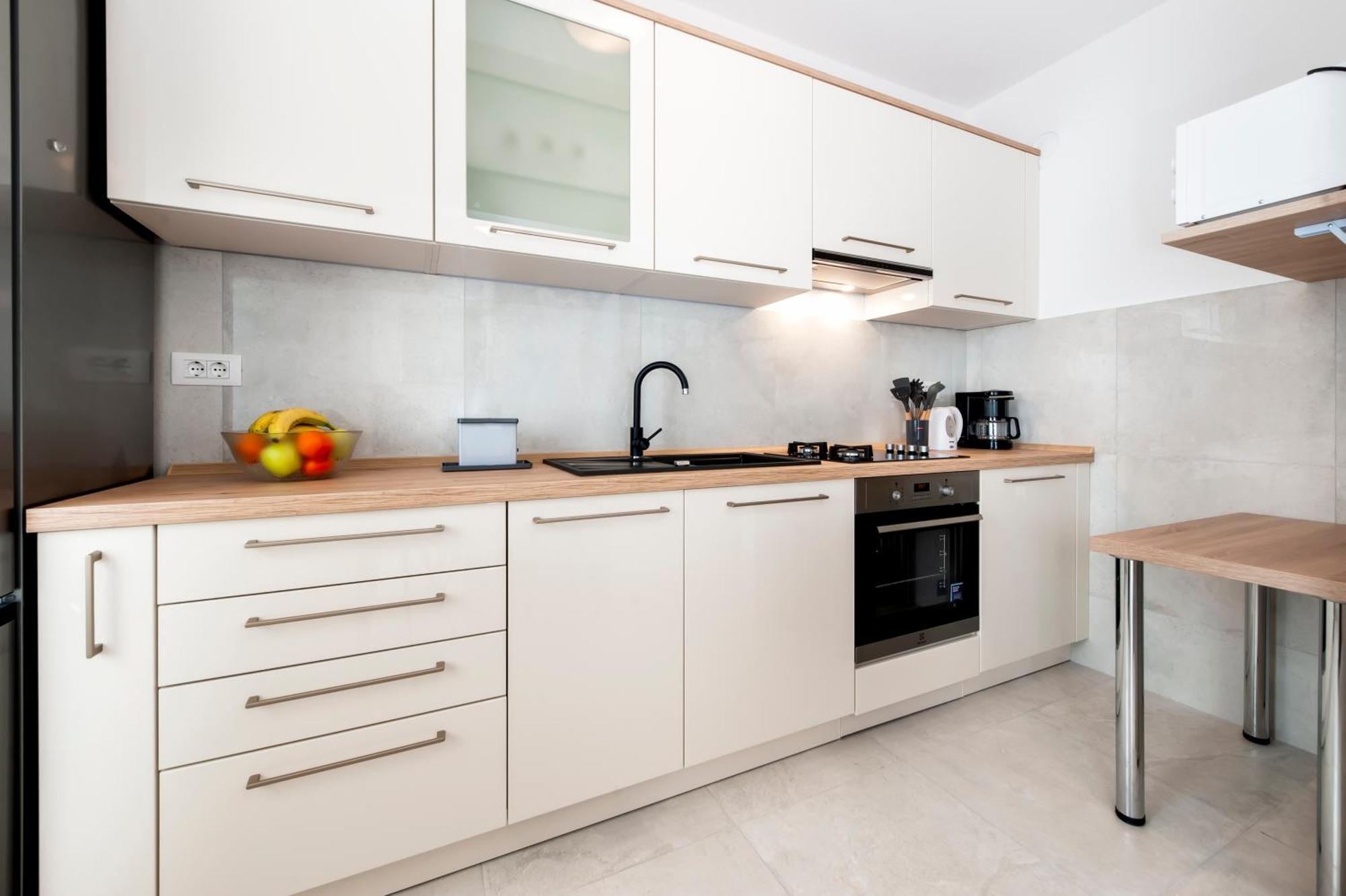 Apartment Ivo Ровінь Екстер'єр фото