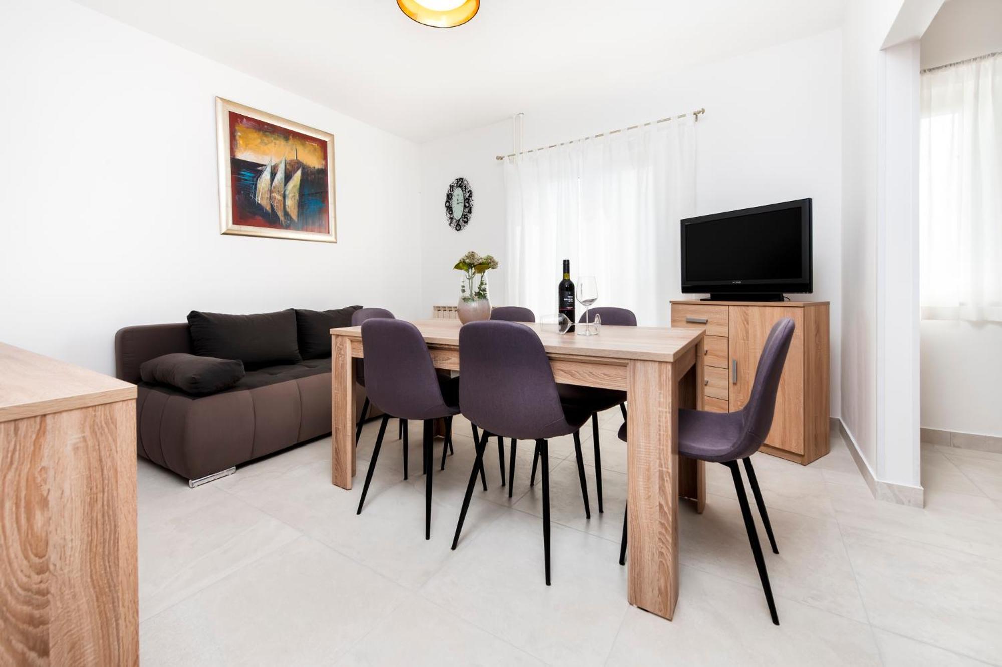 Apartment Ivo Ровінь Екстер'єр фото