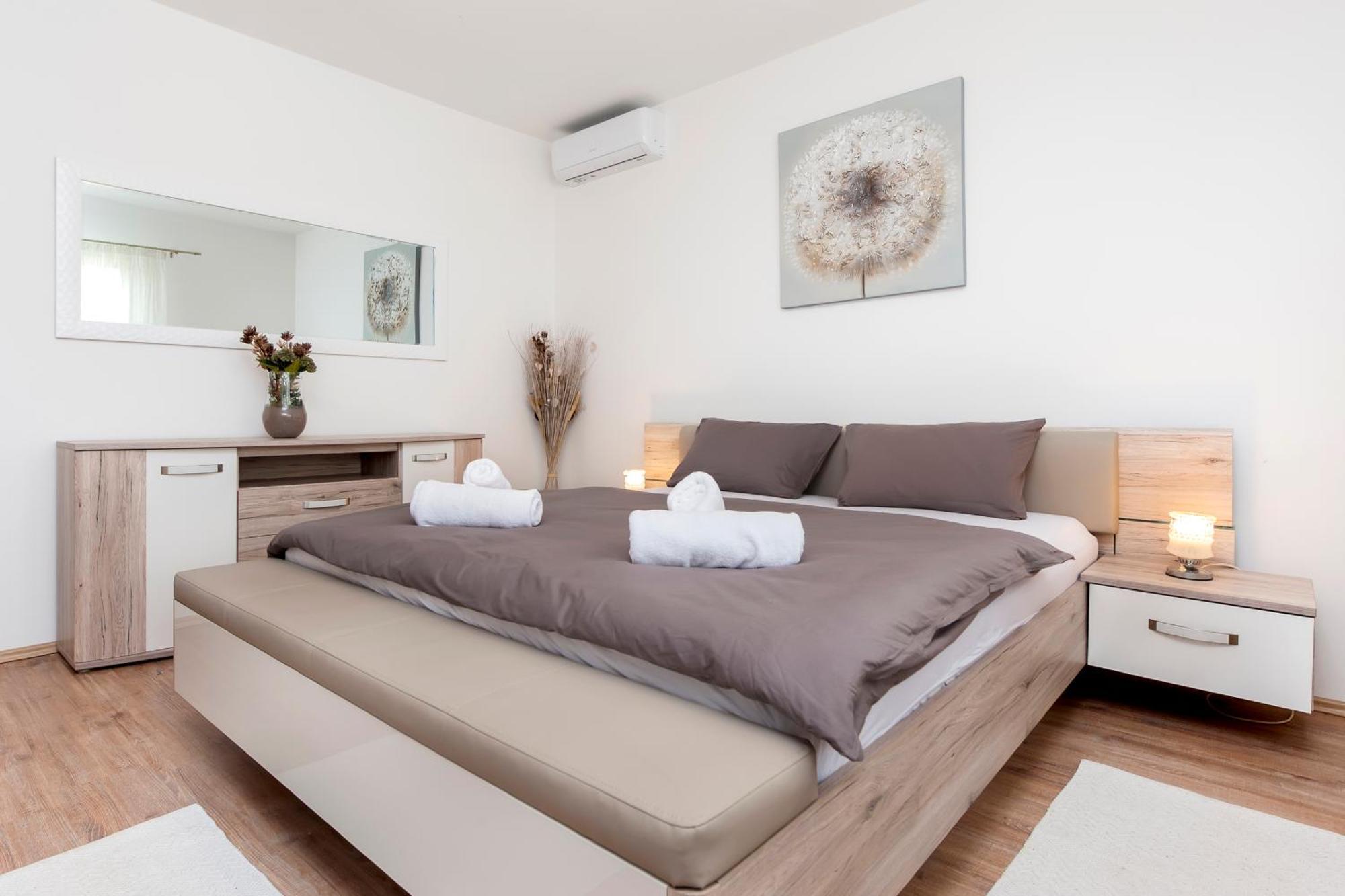 Apartment Ivo Ровінь Екстер'єр фото